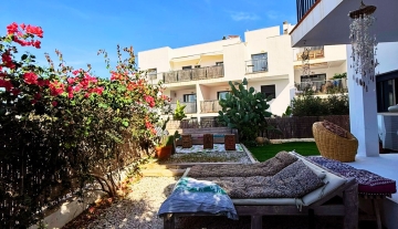 Resa Estates Ibiza Cala Tarida first line 3 bedrooms garden ok 2.jpg